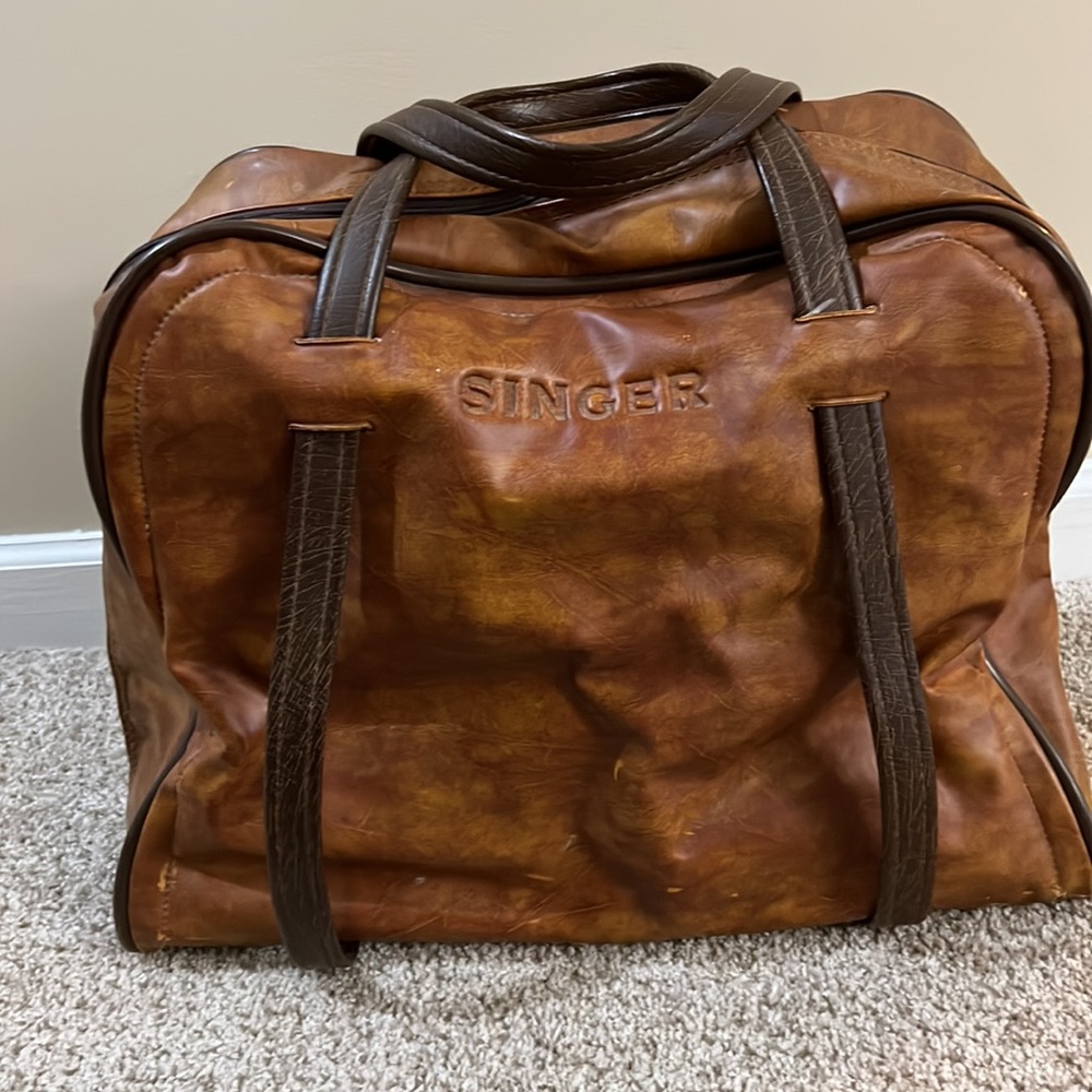 Vintage Singer Sewing Machine Travel Case - Picture 11 of 17